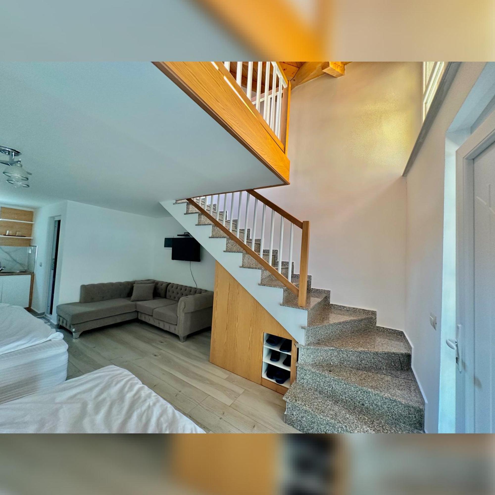 Breezy Hotel Βαλμπόνα Εξωτερικό φωτογραφία