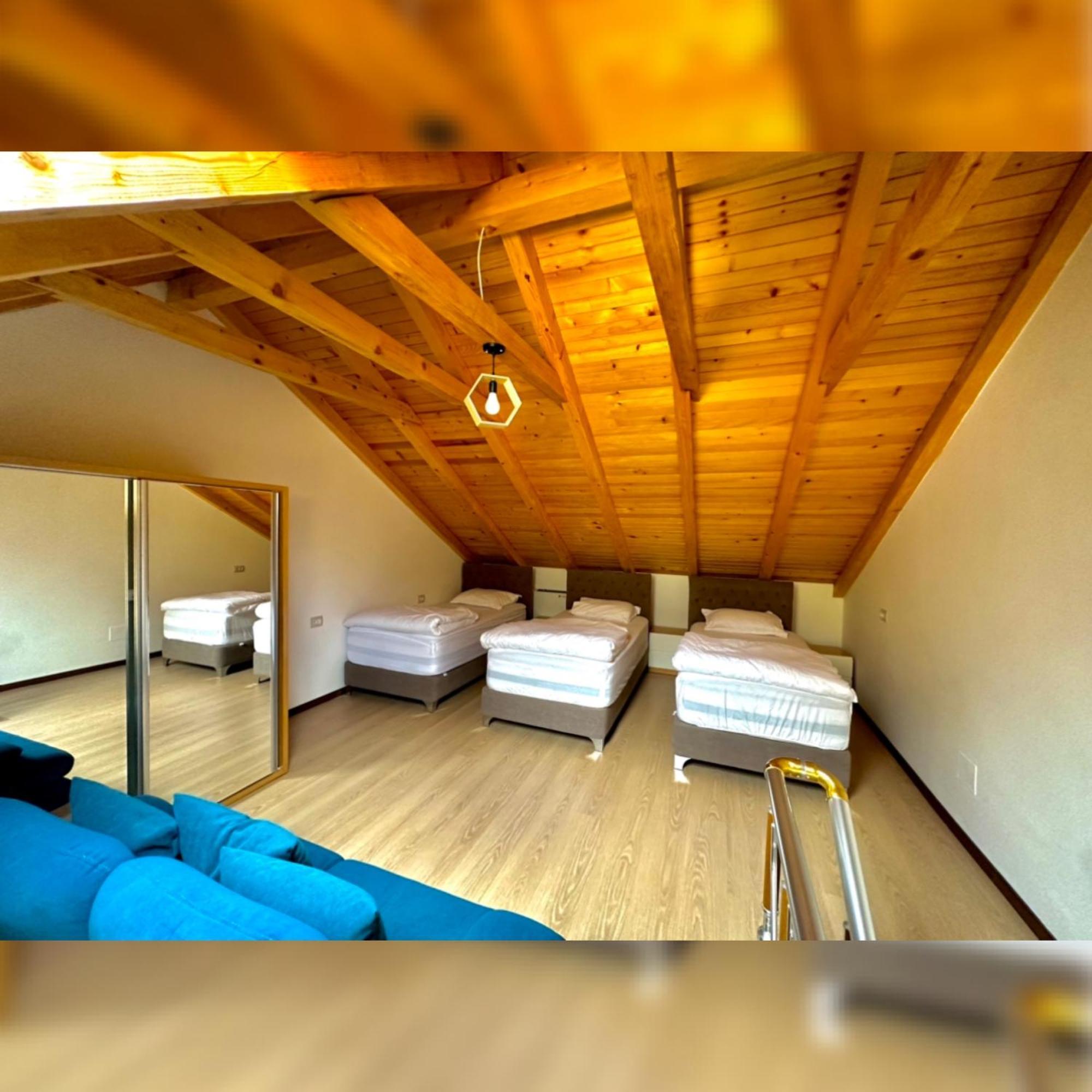 Breezy Hotel Βαλμπόνα Δωμάτιο φωτογραφία